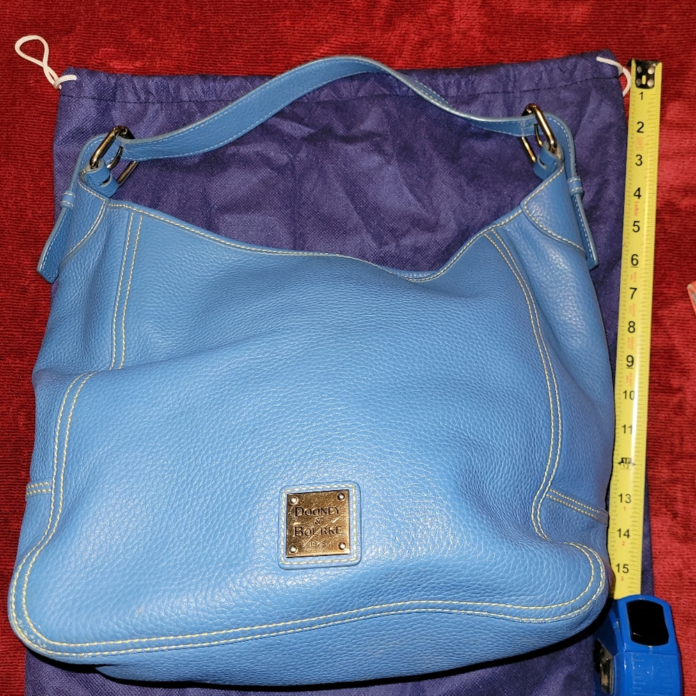 Dooney & Bourke bag